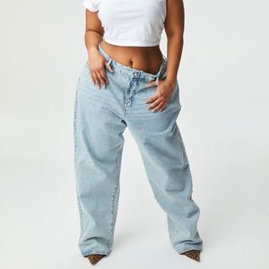 Good American Good 90s Loose Jeans GNIL999T  Size 14/32 Baggy Slouchy Light Wash
